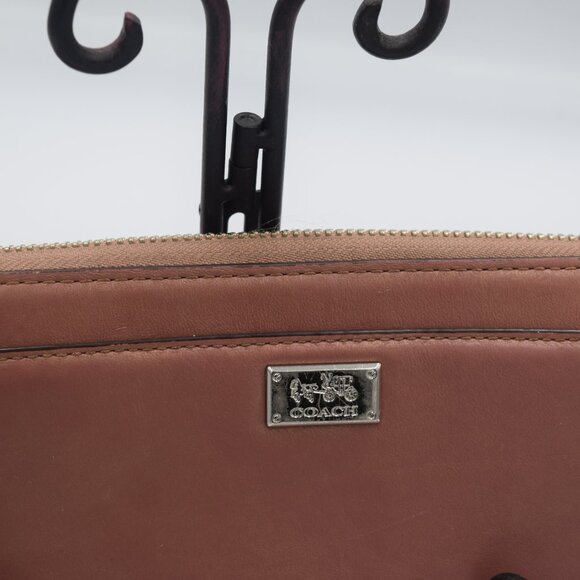 VTG Coach Mauve/Rose Gold Long Zip Around Wallet - Picture 3 of 6